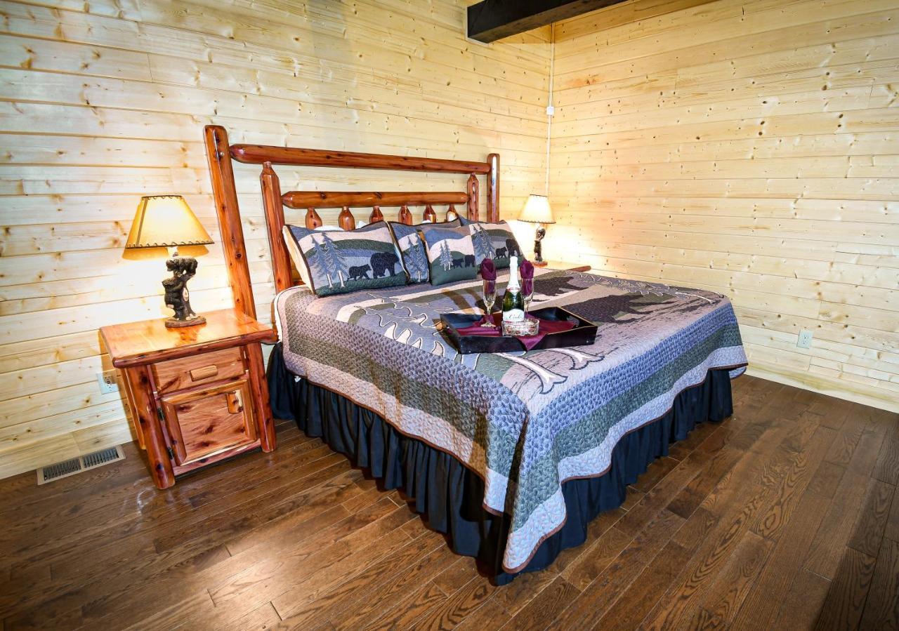Gatlinburg - Honeymoon Hideaway Villa Kültér fotó
